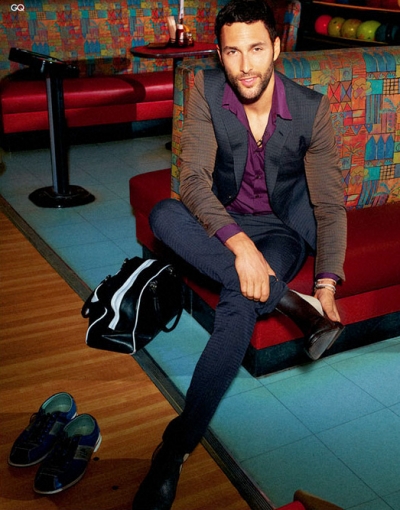 Noah Mills