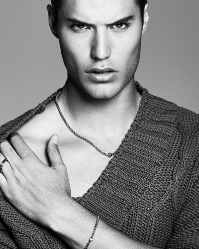 Emilio Flores