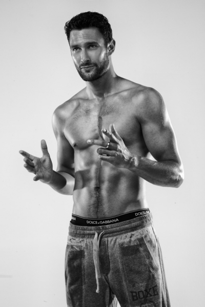 Noah Mills