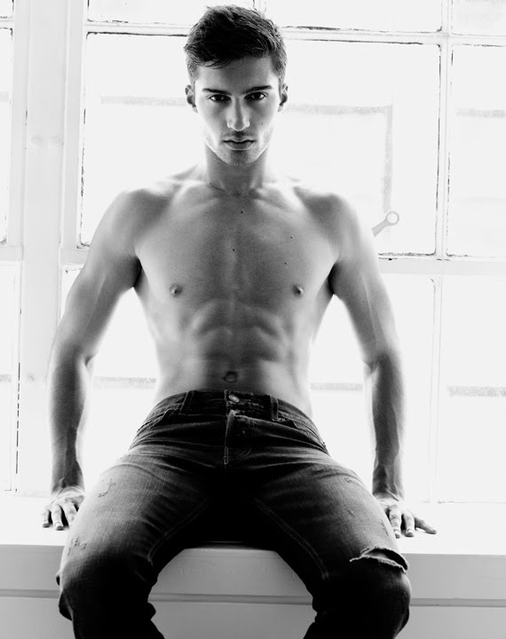Mario Loncarski Gregory Vaughan