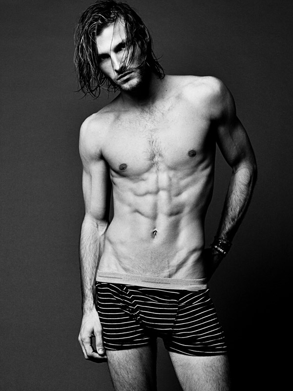 Devin Ludlow by Frank Rubio