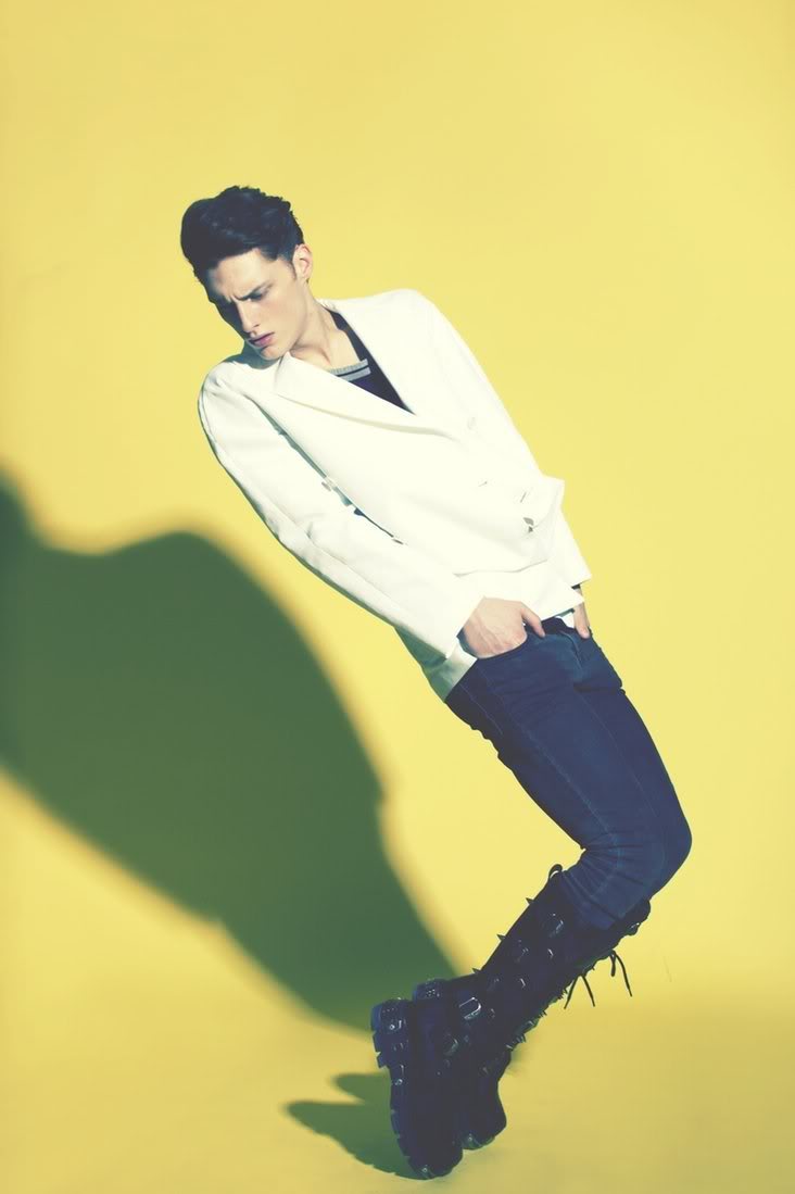 Gordon Bothe by Aline & Jacqueline Tappia