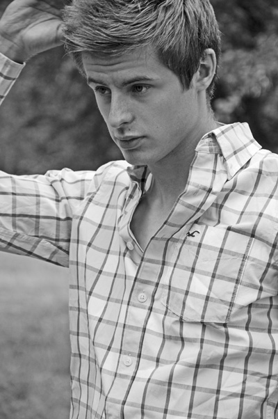 IAN COLE