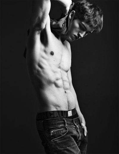 Carlos Celis by Fernando Ivarra