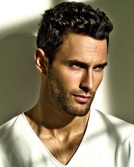 Noah Mills