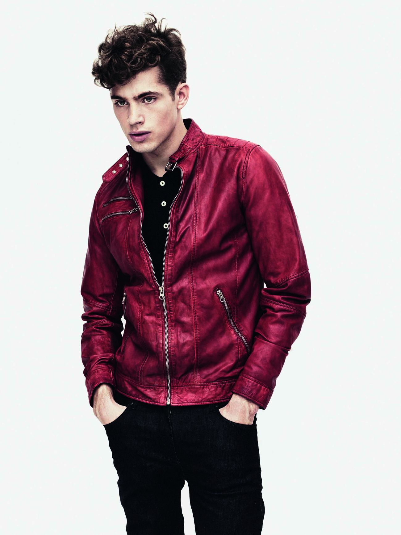  ... Jamie Wise poses for the fall winter ZARA Young campaign imagery
