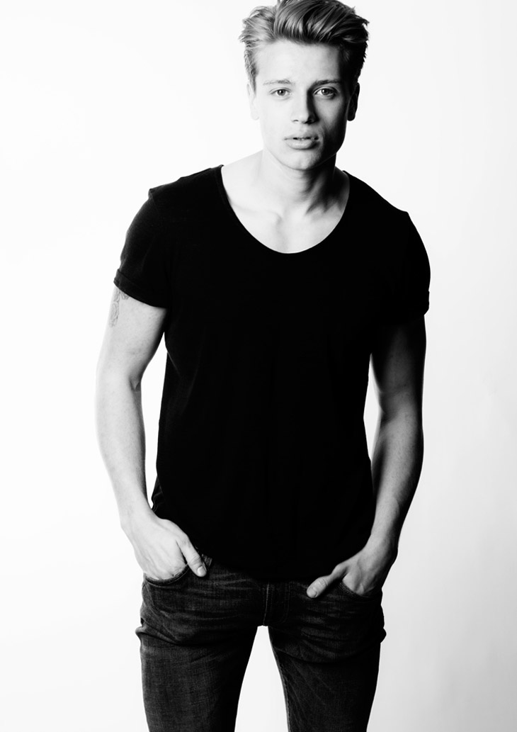 Henry R