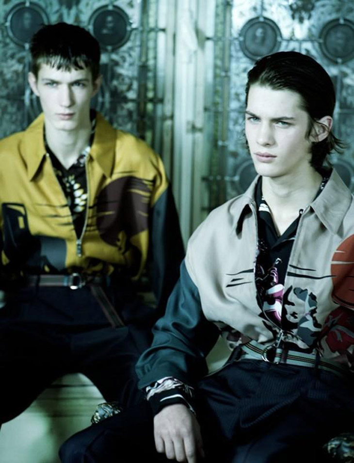 DUST Magazine