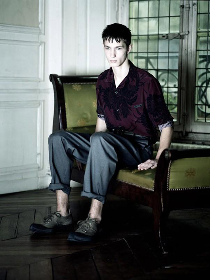DUST Magazine