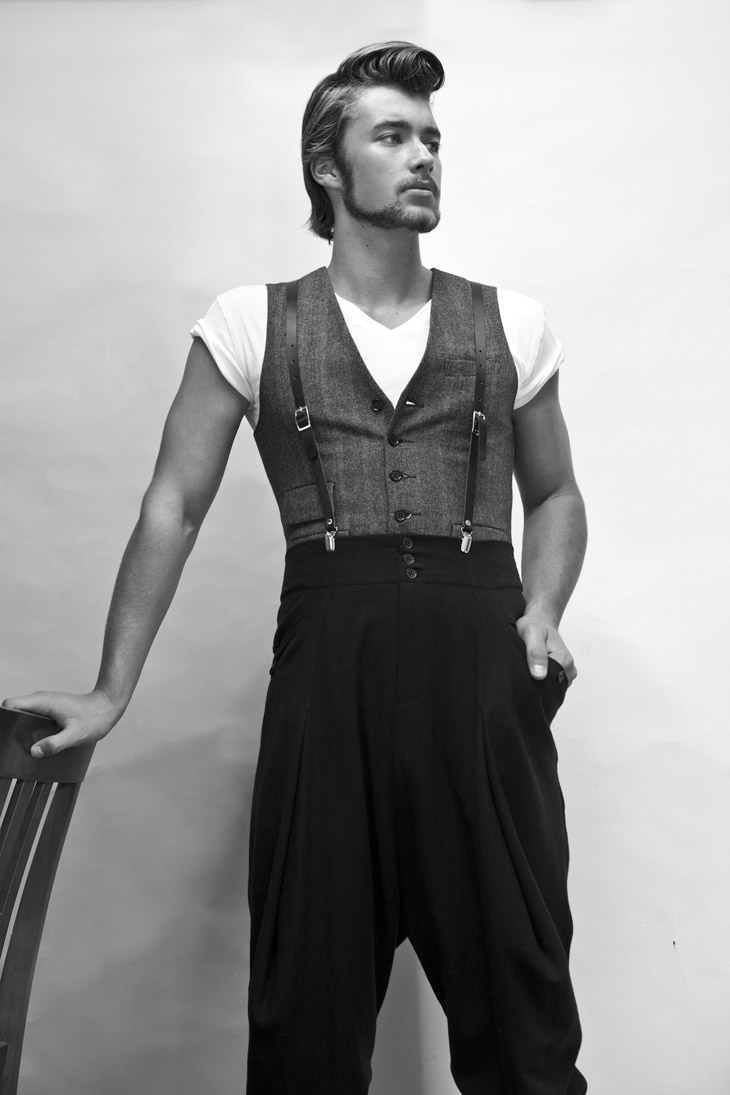 Angus Viviens Models