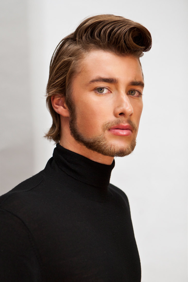 Angus Viviens Models
