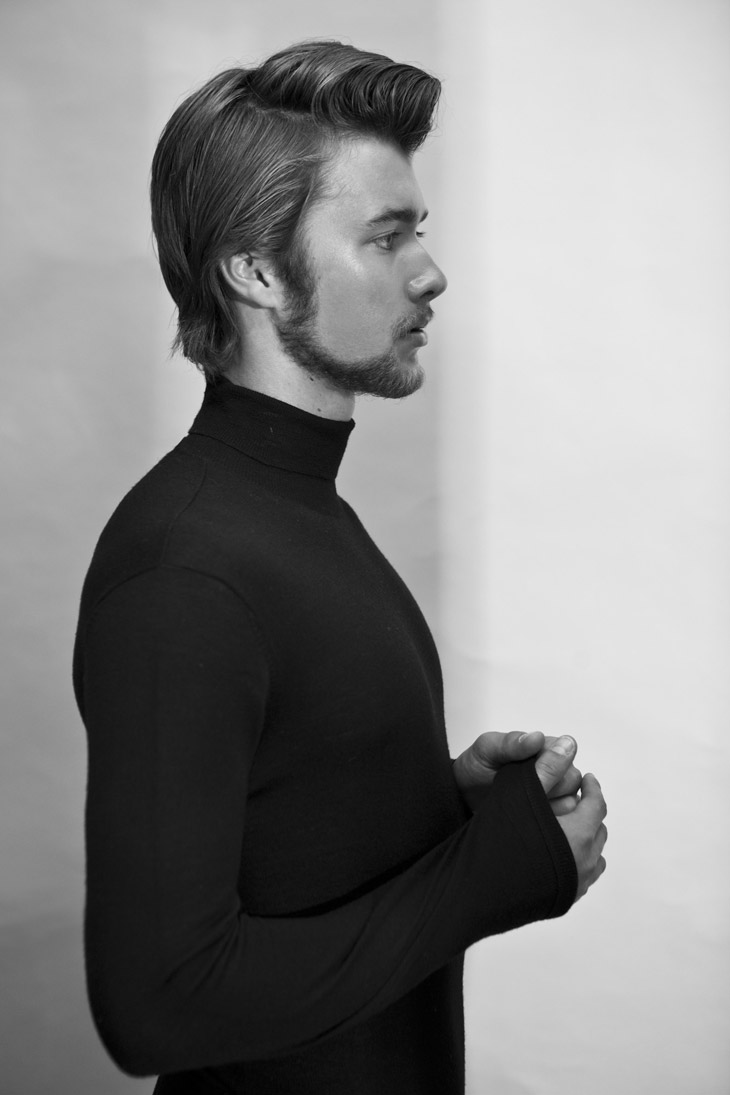 Angus Viviens Models