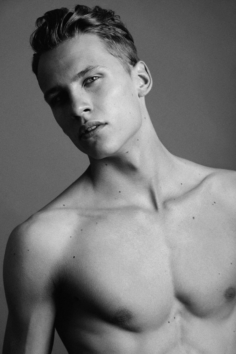 Mango Models Krzysztof Wyzynski