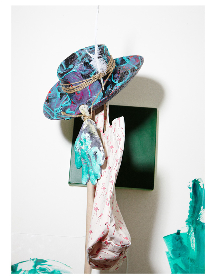 Casper-Peteus-Skye-Tan-Male-Model-Scene-05