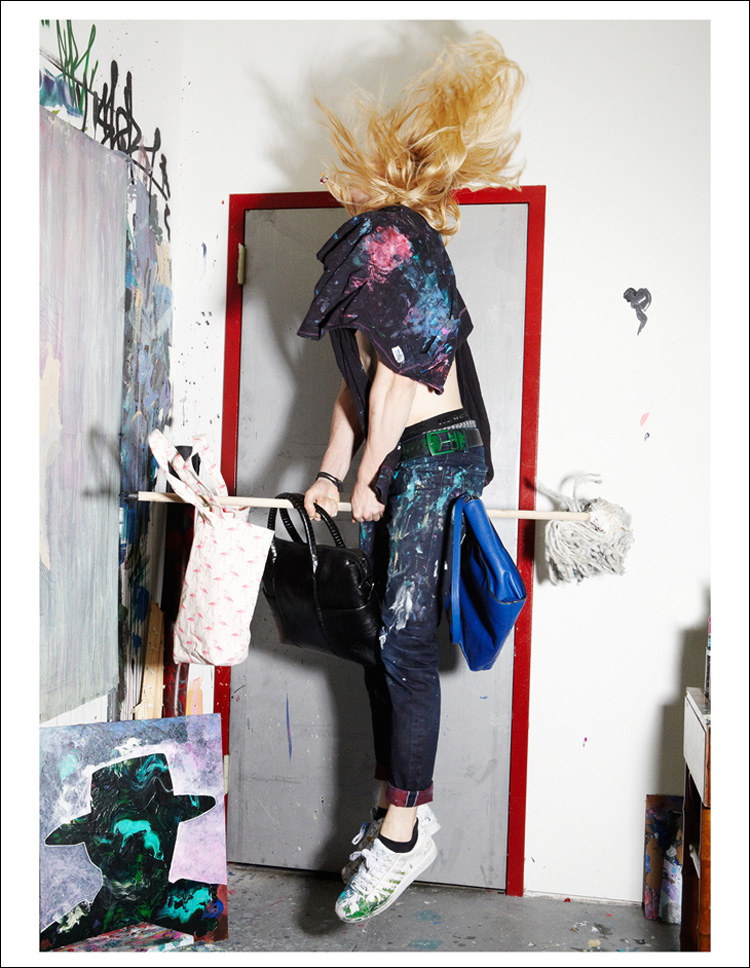 Casper-Peteus-Skye-Tan-Male-Model-Scene-08