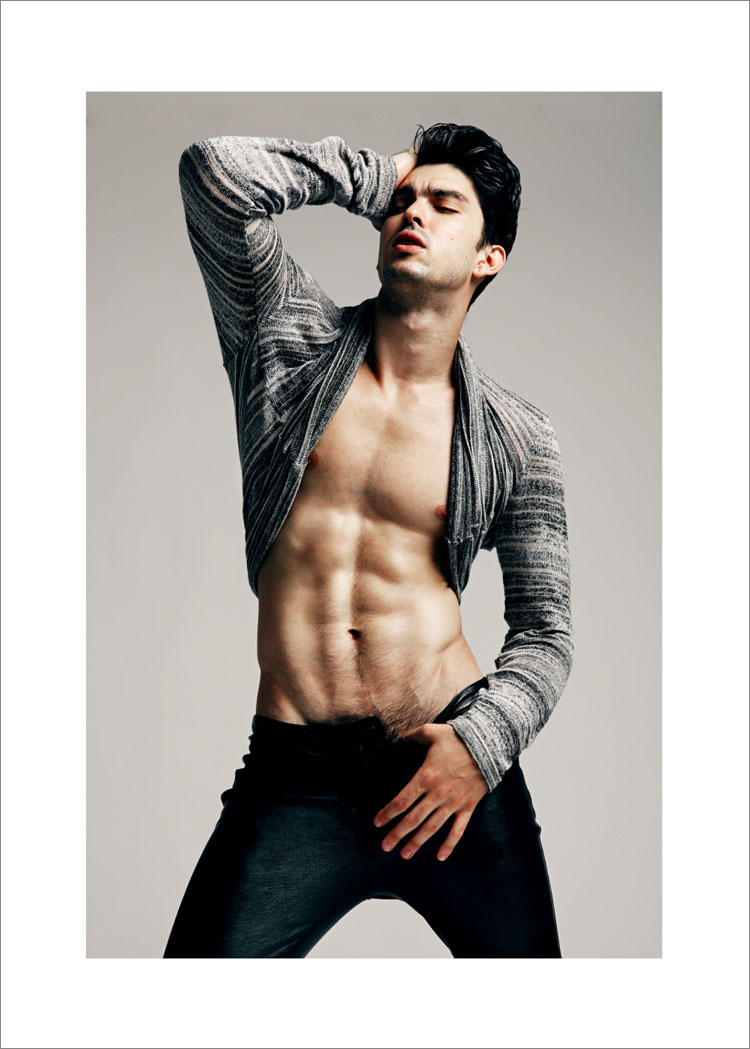 UpFront Models Carlos Khu
