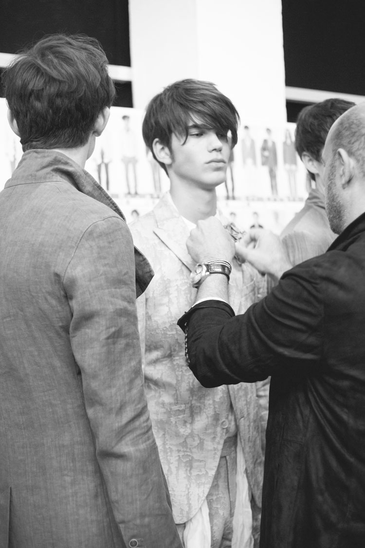 john-varvatos-backstage-maud-maillard-01