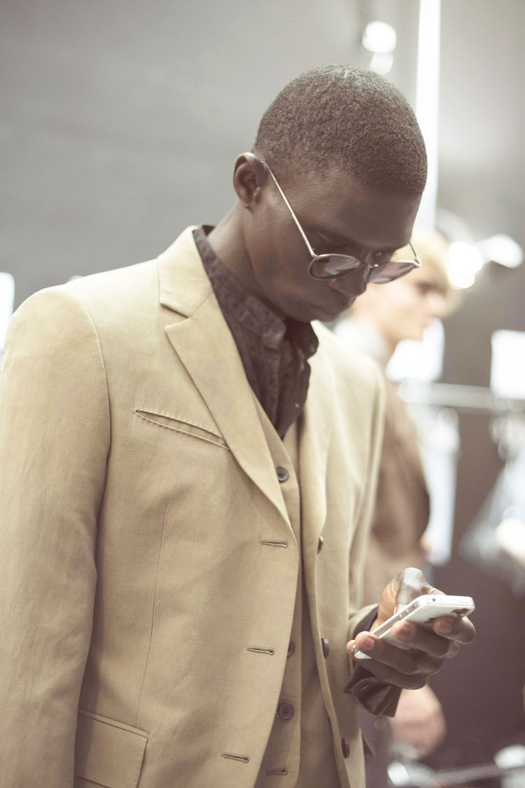 john-varvatos-backstage-maud-maillard-08