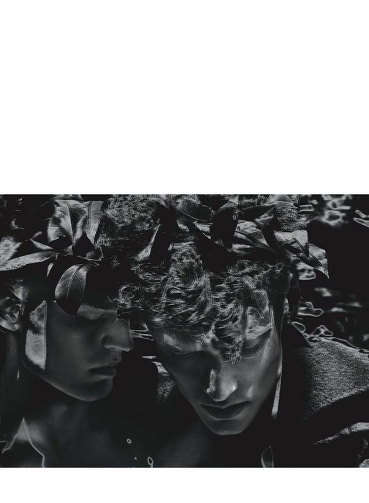 L'Officiel-Hommes-Singapore-12