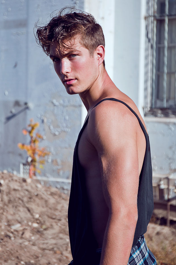 Saxon-Dunworth-by-Pat-Supsiri-04