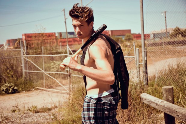 Saxon-Dunworth-by-Pat-Supsiri-06