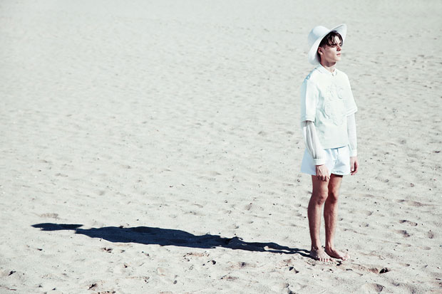 Blu-Equis-by-Juddy-Wolf-11