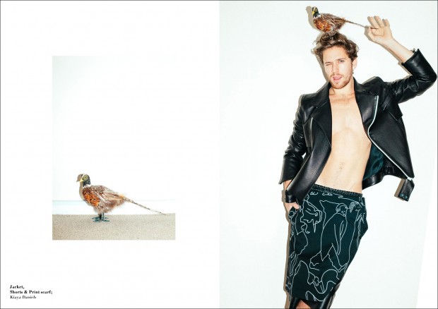 Tom-Farrelly-Laura-Marii-Male-Model-Scene-07