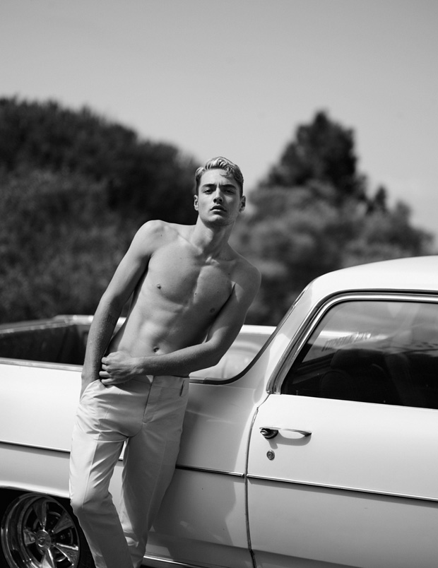 Wonderland-Magazine-(1)