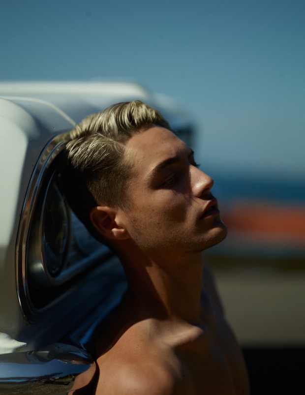 Wonderland Magazine (2)