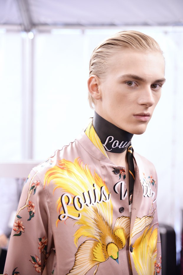 LouisVuittonSS16Backstage 19