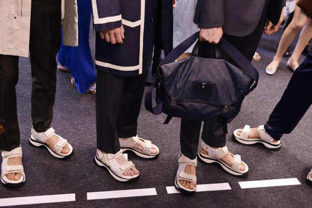 LouisVuittonSS16Backstage 21