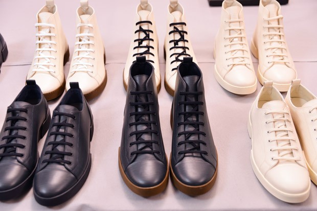 LouisVuittonSS16Backstage 27