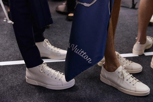LouisVuittonSS16Backstage 29