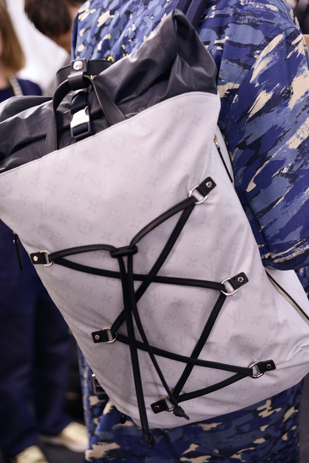 LouisVuittonSS16Backstage 30