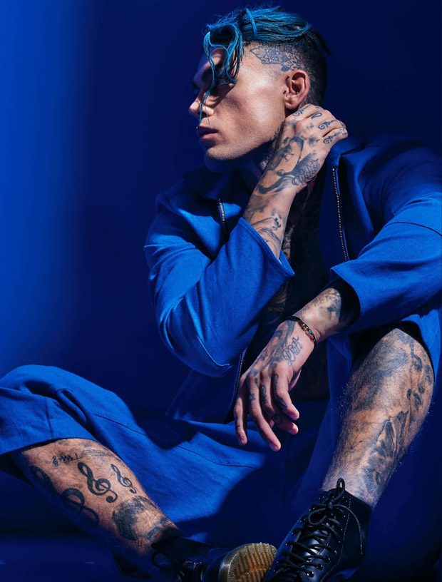 Stephen James