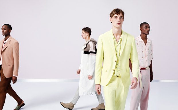 fe Burro triste Top Models Pose in ZARA Spring Summer 2018 Menswear Collection