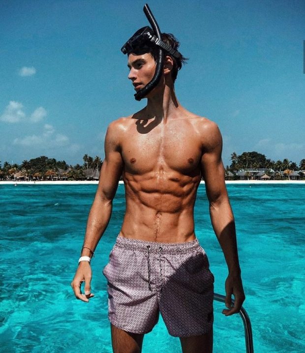 LAST WEEK ON IG: Manu Rios, Derek Chadwick, Xavier Serrano...