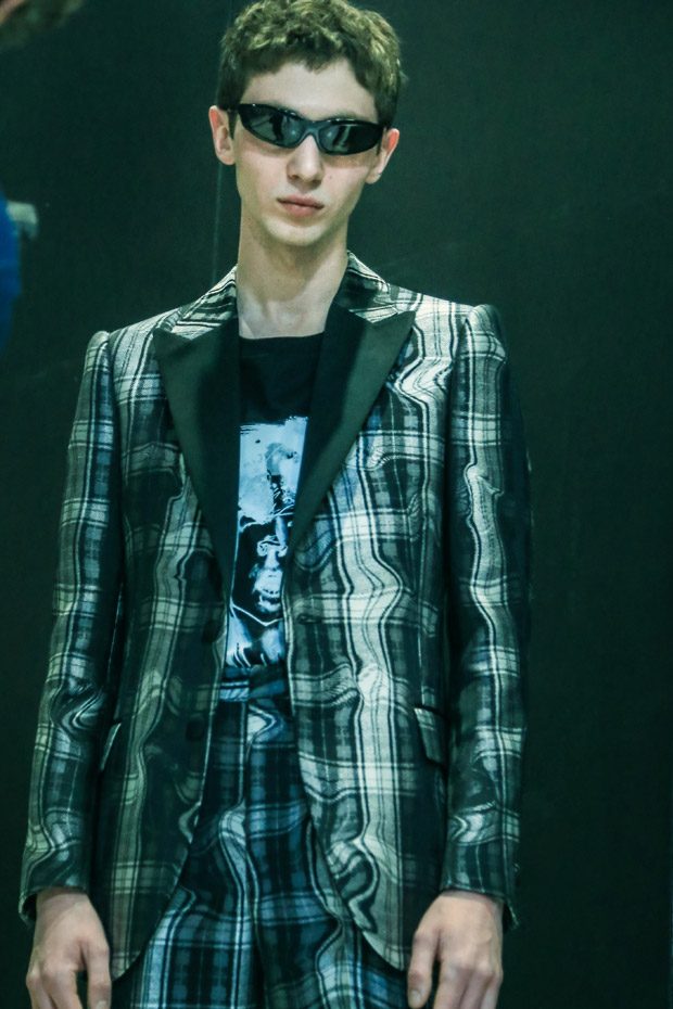 NEIL BARRETT