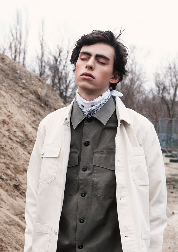 Braving the Cold: 5 Essential Looks for Winter - Male Model Scene