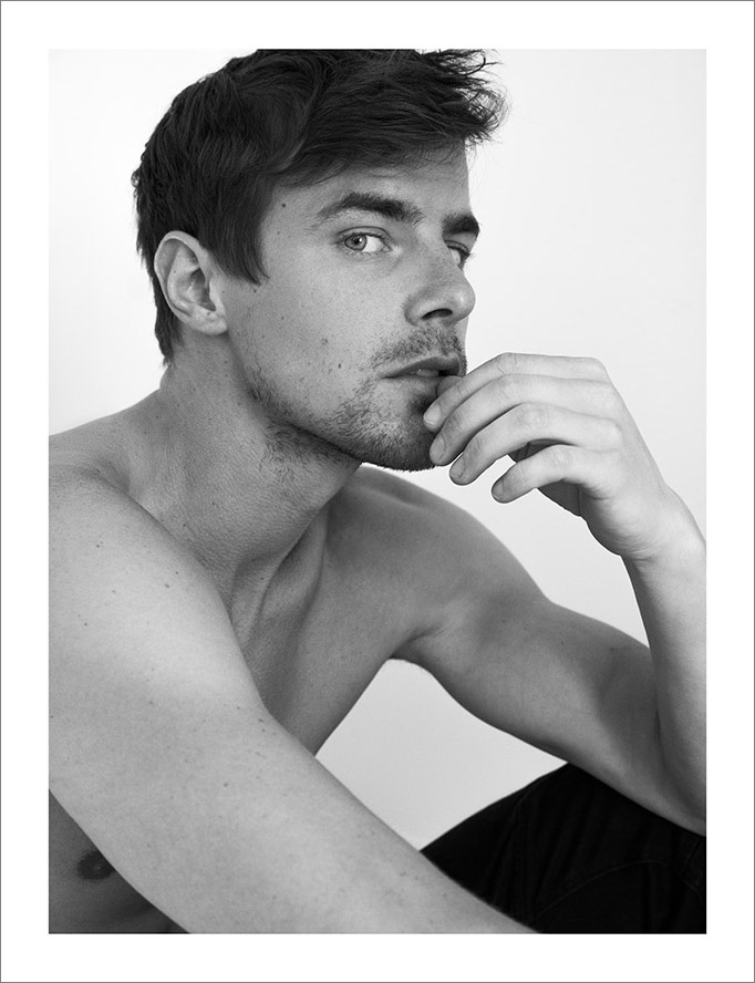 MODEL CITIZEN EXCLUSIVE INTERVIEW WITH JULES HORN