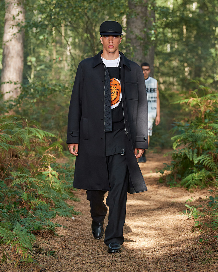 Discover Burberry Menswear Spring Summer 2021 Looks