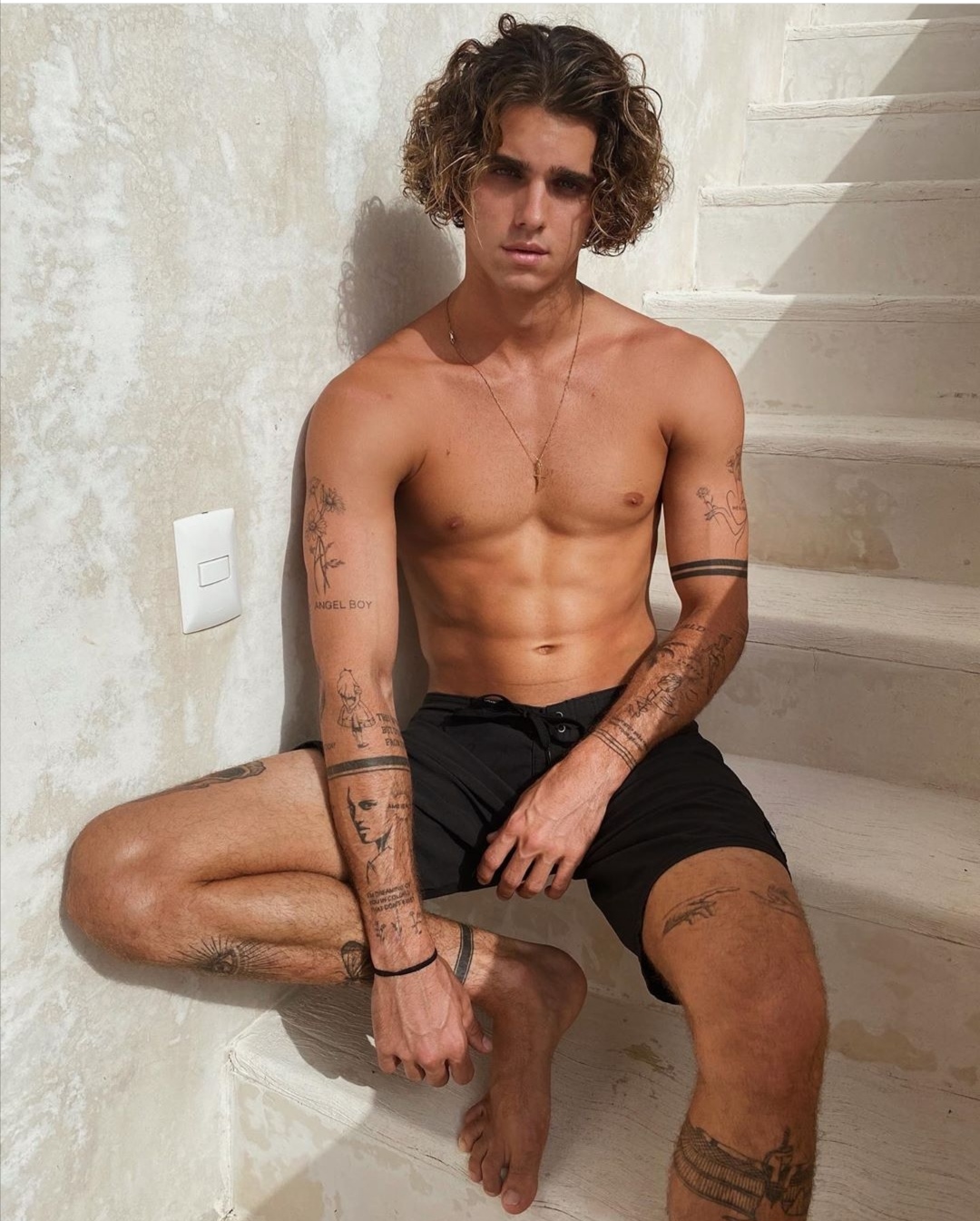 jay alvarrez