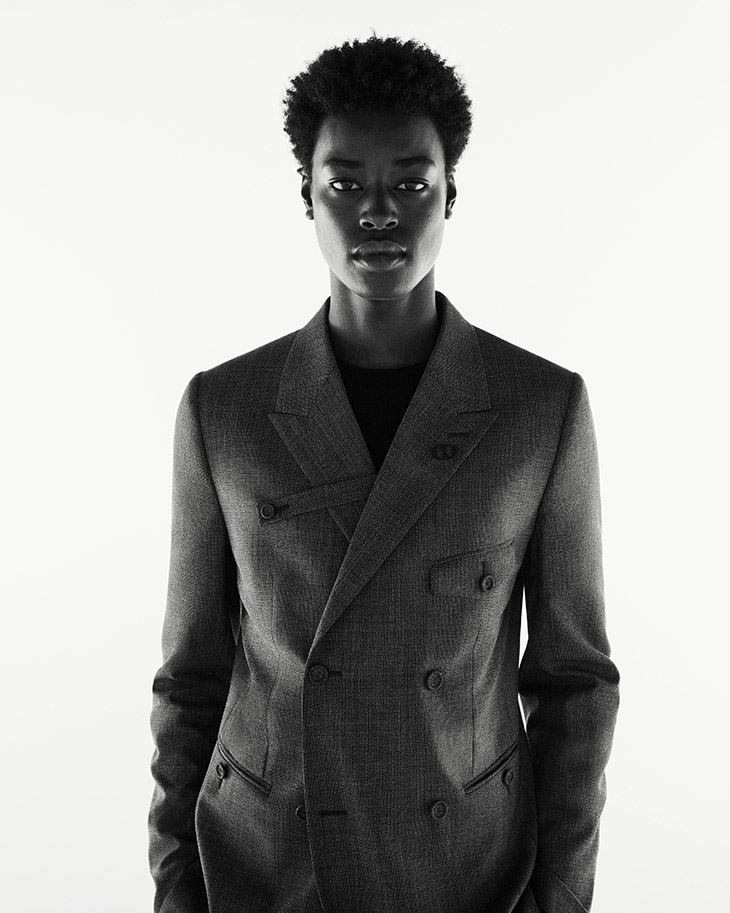 DIOR
