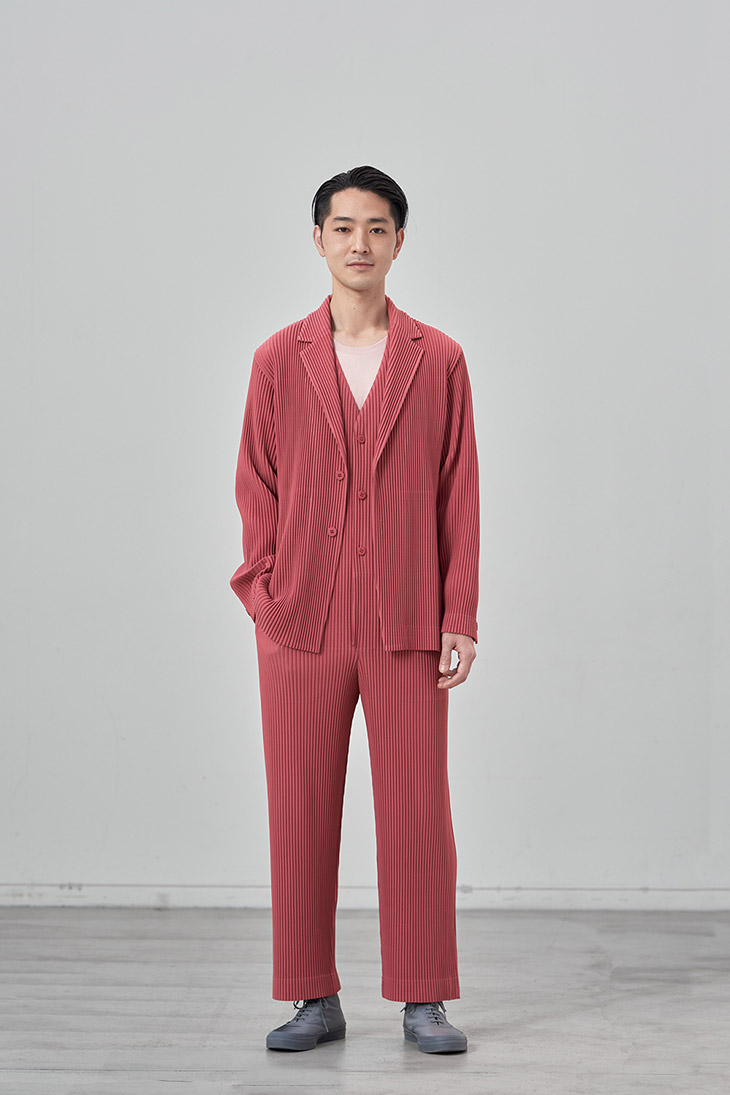 HOMME PLISSÉ ISSEY MIYAKE