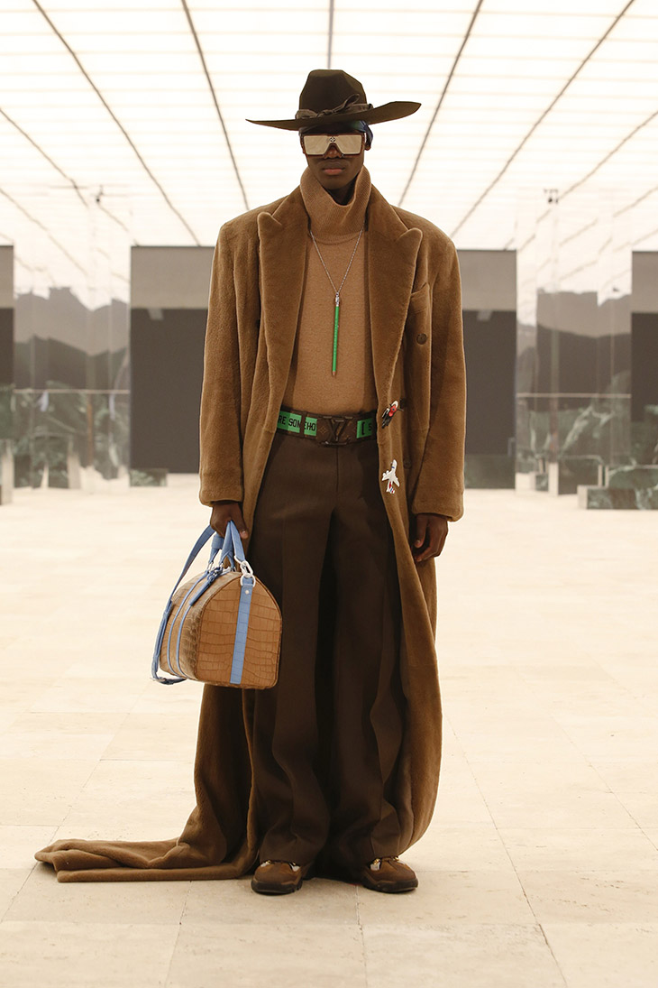 Louis Vuitton's FW21-Men's Show — BUTTONED BEARS