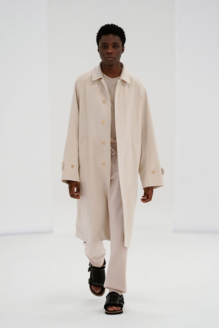 PFW: AURALEE Fall Winter 2021.22 Collection