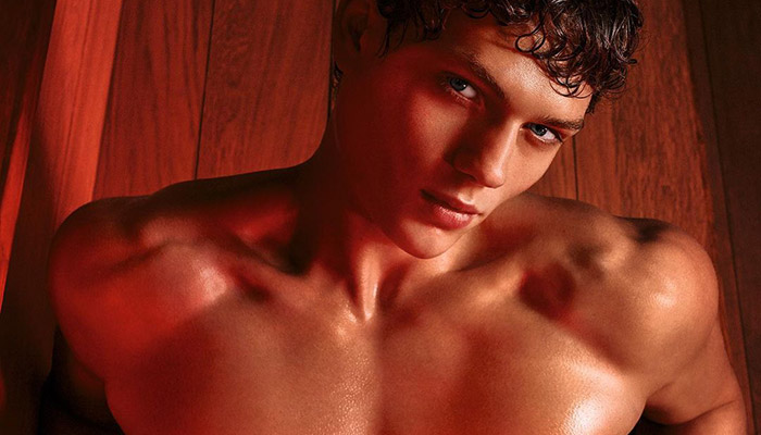 Caesar Van Den Idsert Is The Face Of Viktor Rolf Spicebomb Infrared Fragrance
