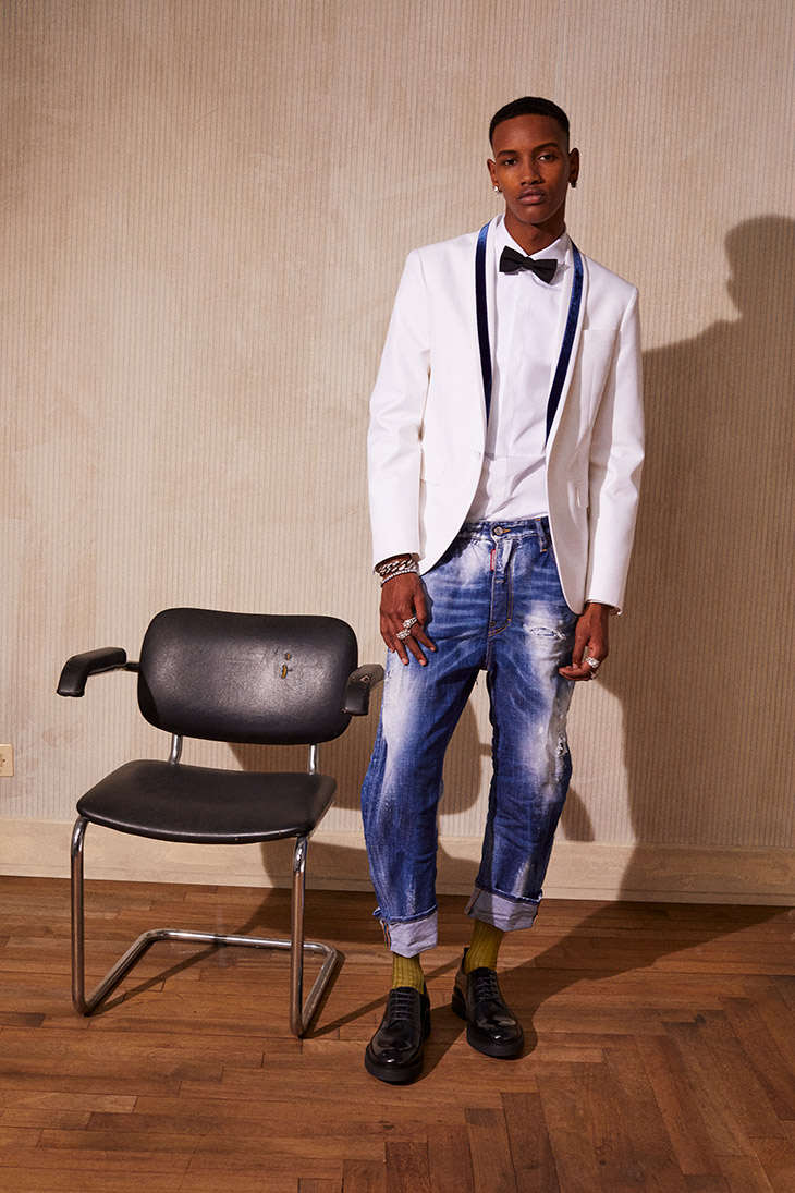 DSQUARED2