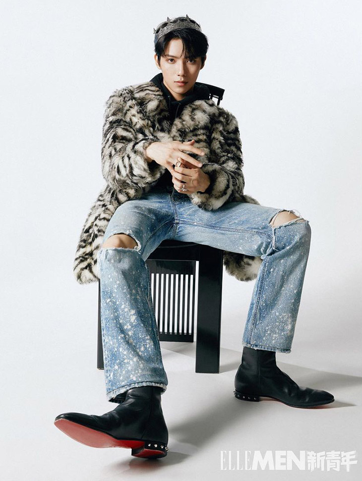 Luo Yizho is the Cover Boy of Elle Men Fresh China Fall 2021 Issue