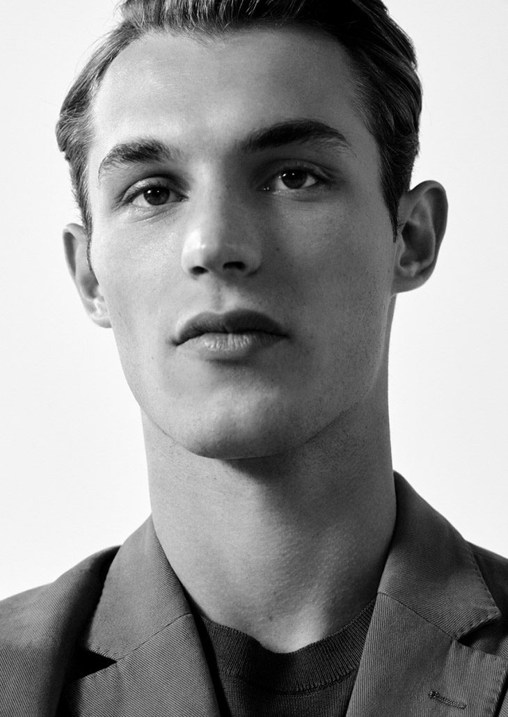 Kit Butler Models MASSIMO DUTTI Join Life FW21 Capsule Collection